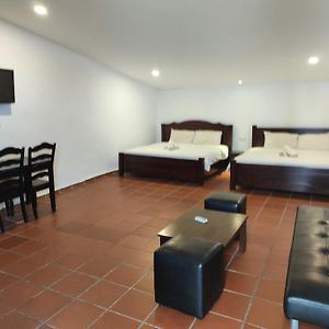 Armenian Suite Hotel